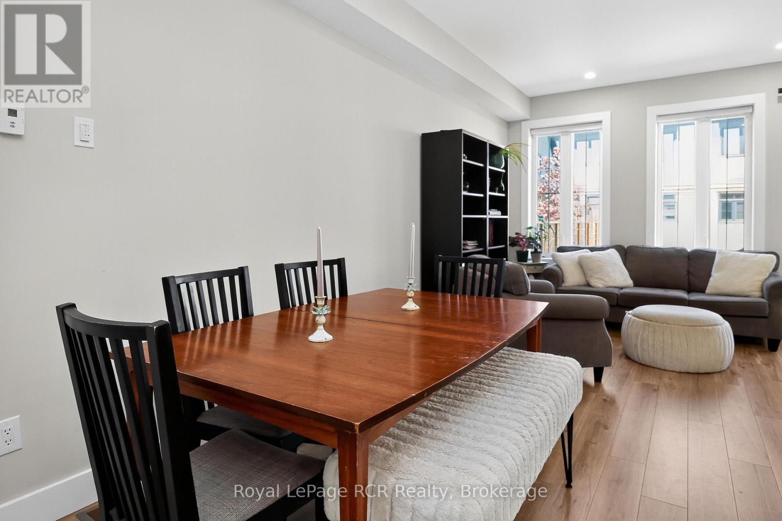 130 Courtland Street, Blue Mountains, ON - Indoor Photo Showing Dining Room