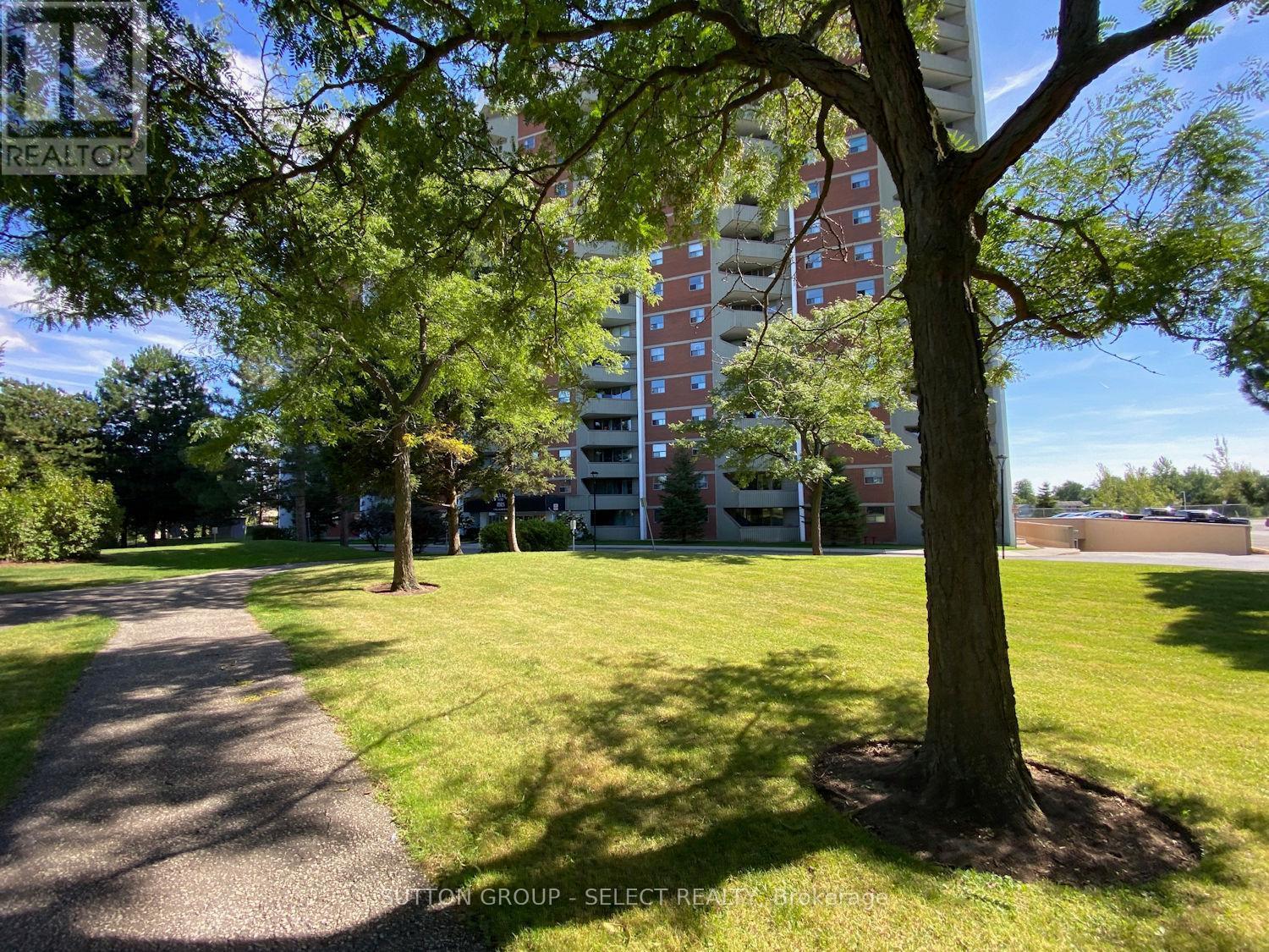 804 - 1105 Jalna Boulevard, London South (South X), ON - Outdoor