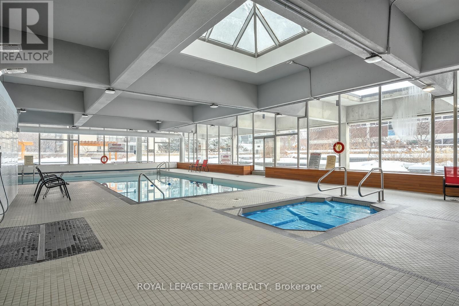 809 - 530 Laurier Avenue W, Ottawa, ON - Indoor Photo Showing Other Room With In Ground Pool