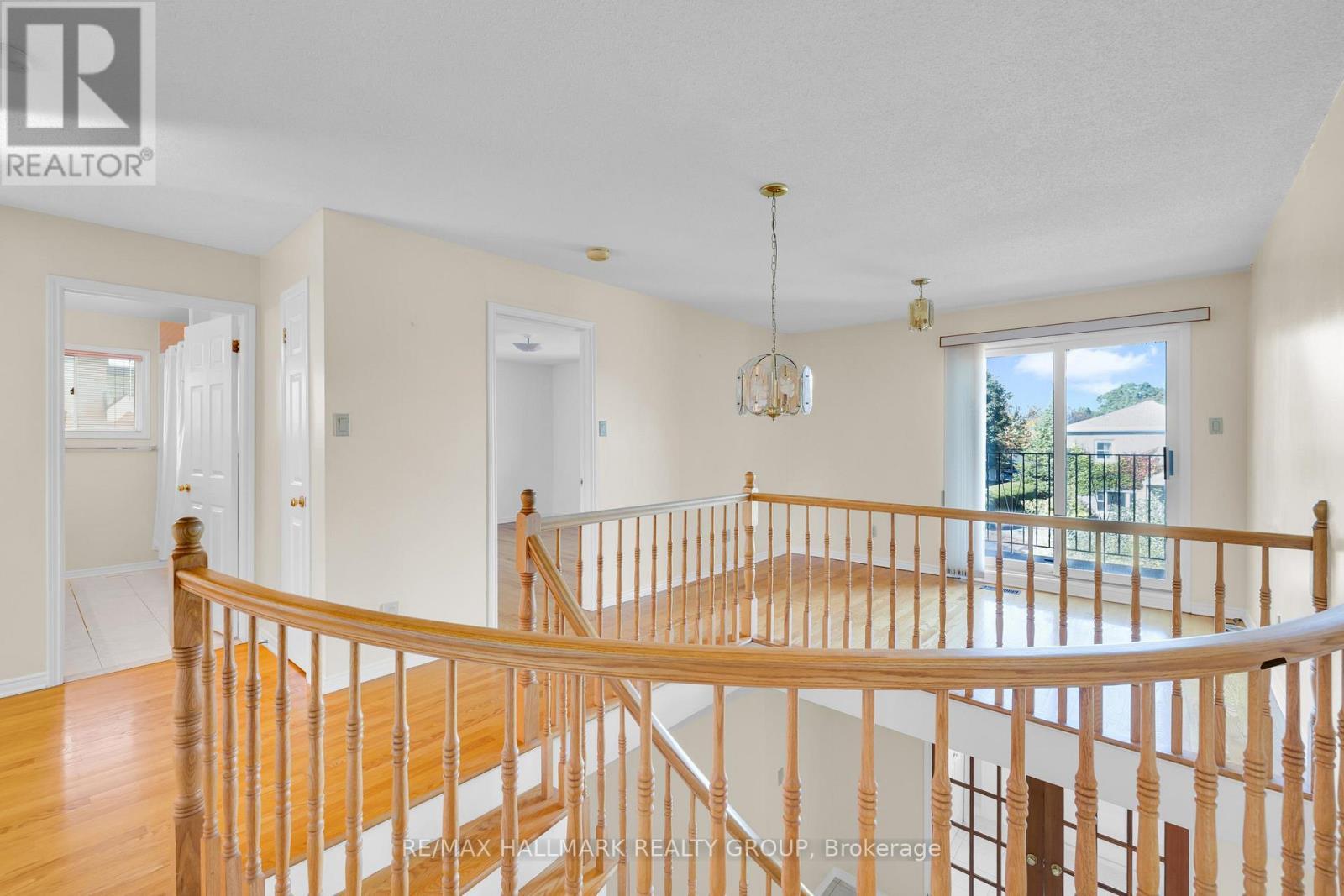 1396 Larose Avenue, Ottawa, ON - Indoor Photo Showing Other Room