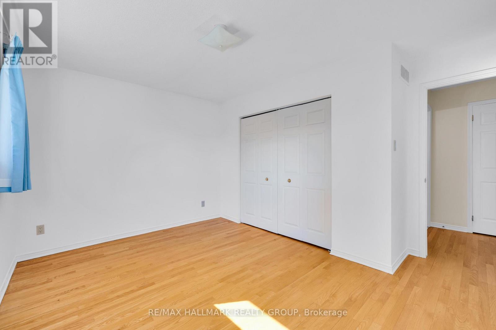 1396 Larose Avenue, Ottawa, ON - Indoor Photo Showing Other Room