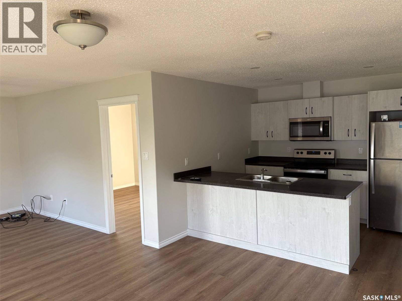 322 James Street, Esterhazy, SK - Indoor Photo Showing Kitchen