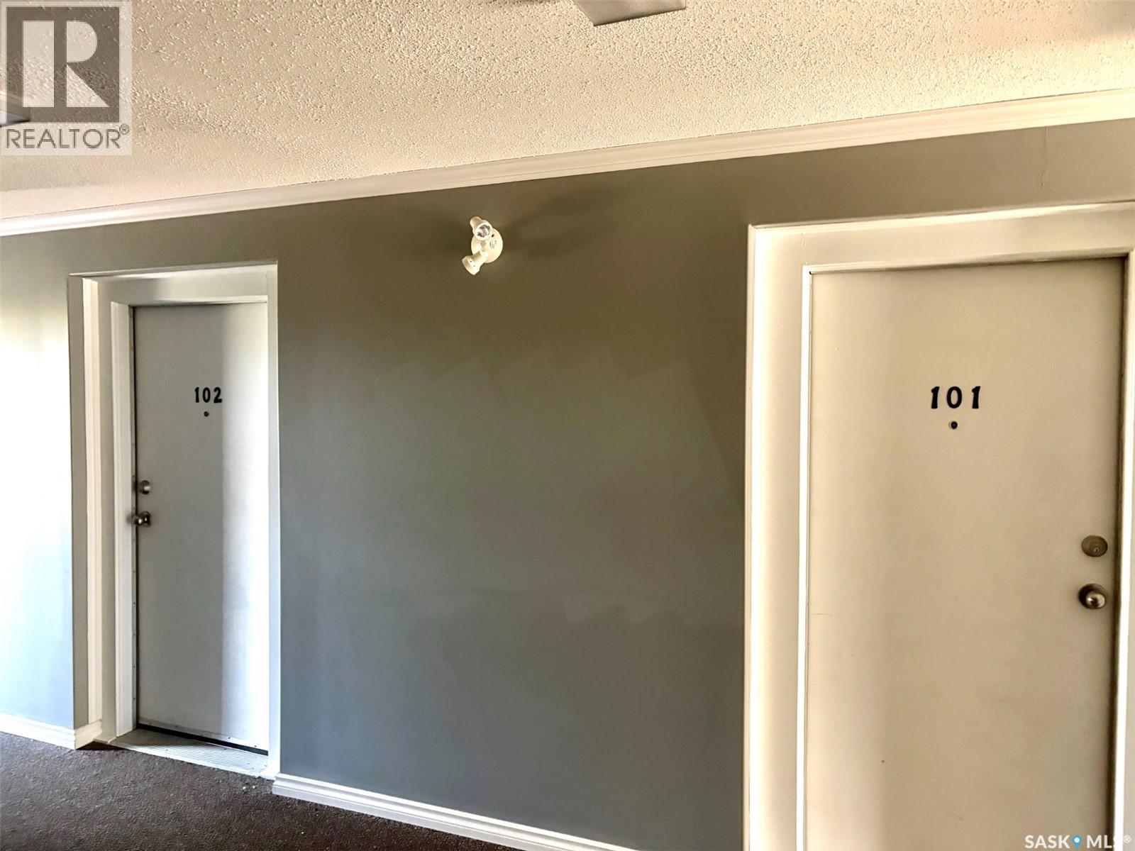 322 James Street, Esterhazy, SK - Indoor Photo Showing Other Room