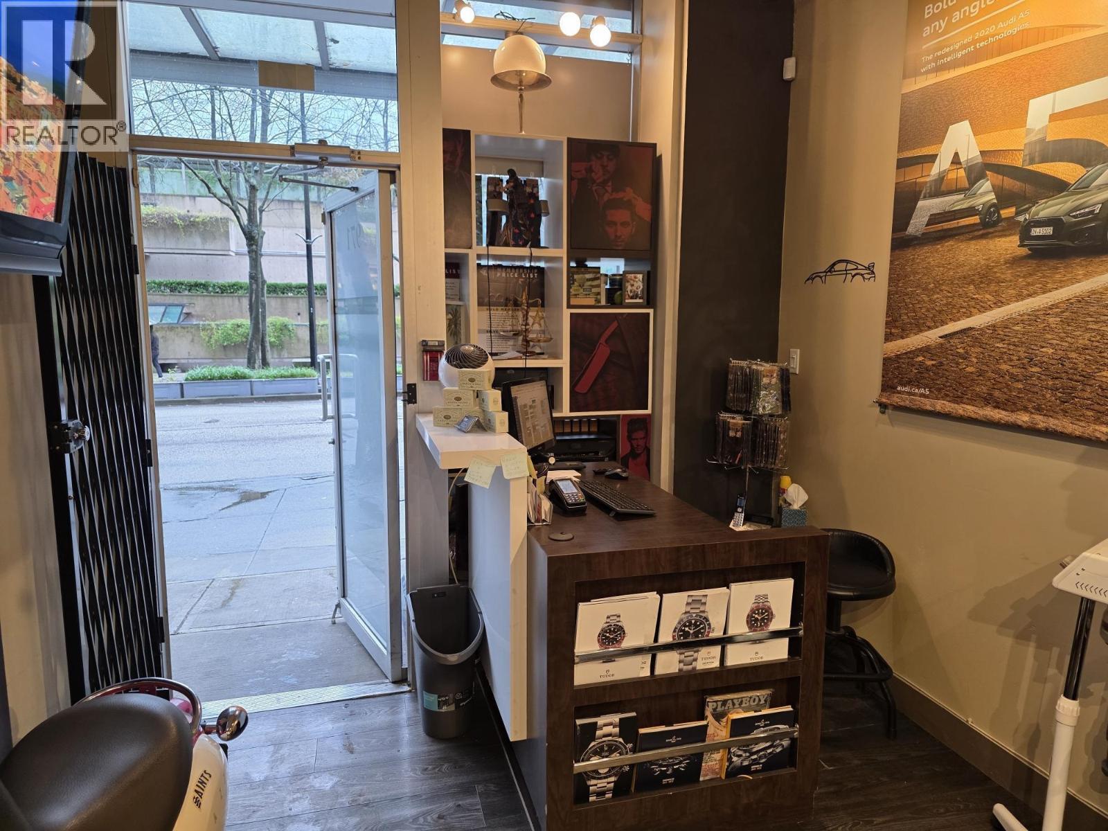 971 Hornby Street, Vancouver, BC