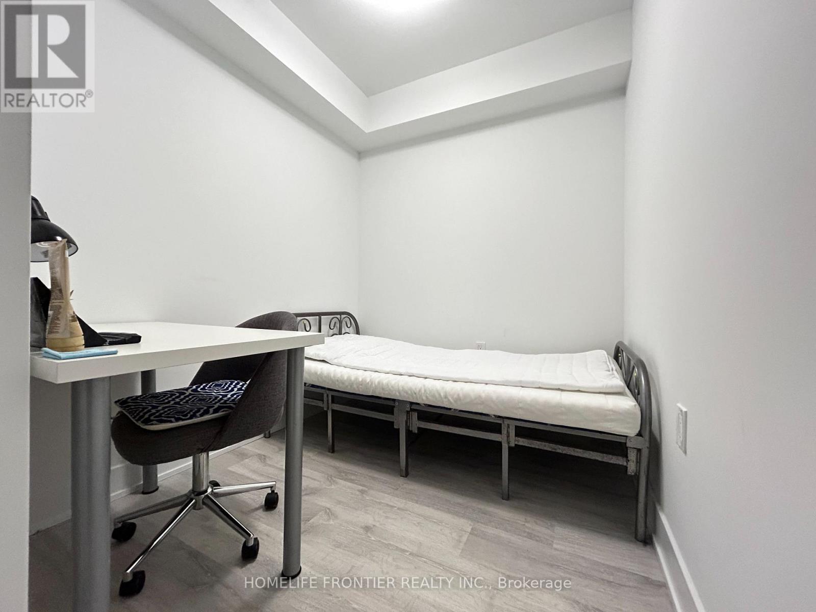 2219 - 585 Bloor Street E, Toronto, ON - Indoor