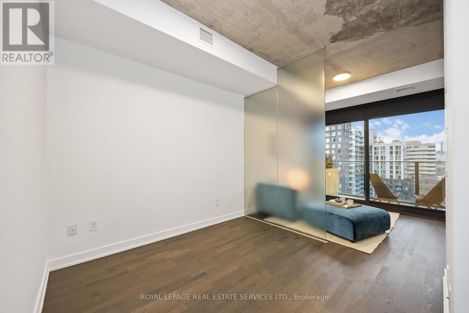 1128 - 629 King Street W, Toronto, ON - Indoor Photo Showing Other Room