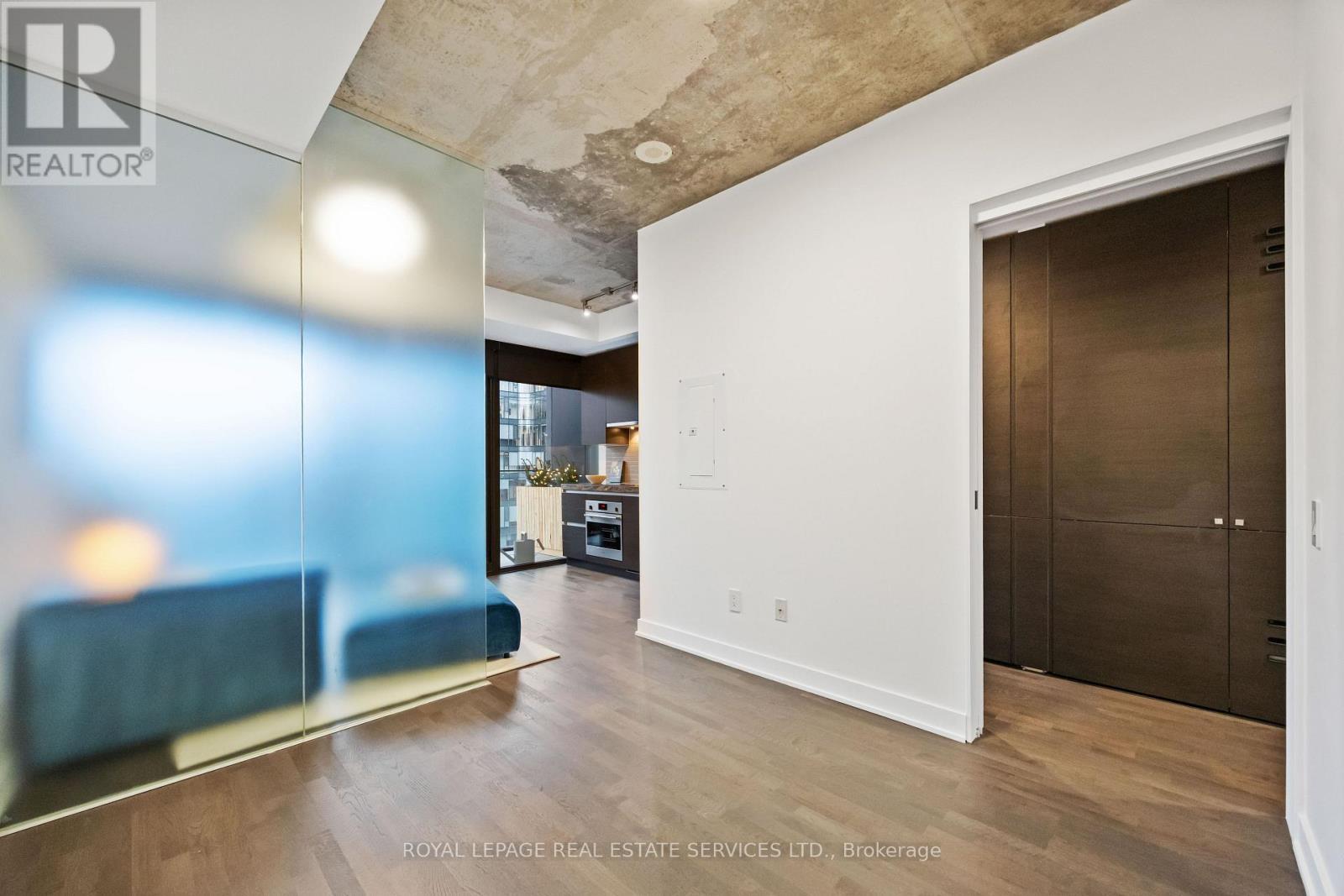 1128 - 629 King Street W, Toronto, ON - Indoor Photo Showing Other Room