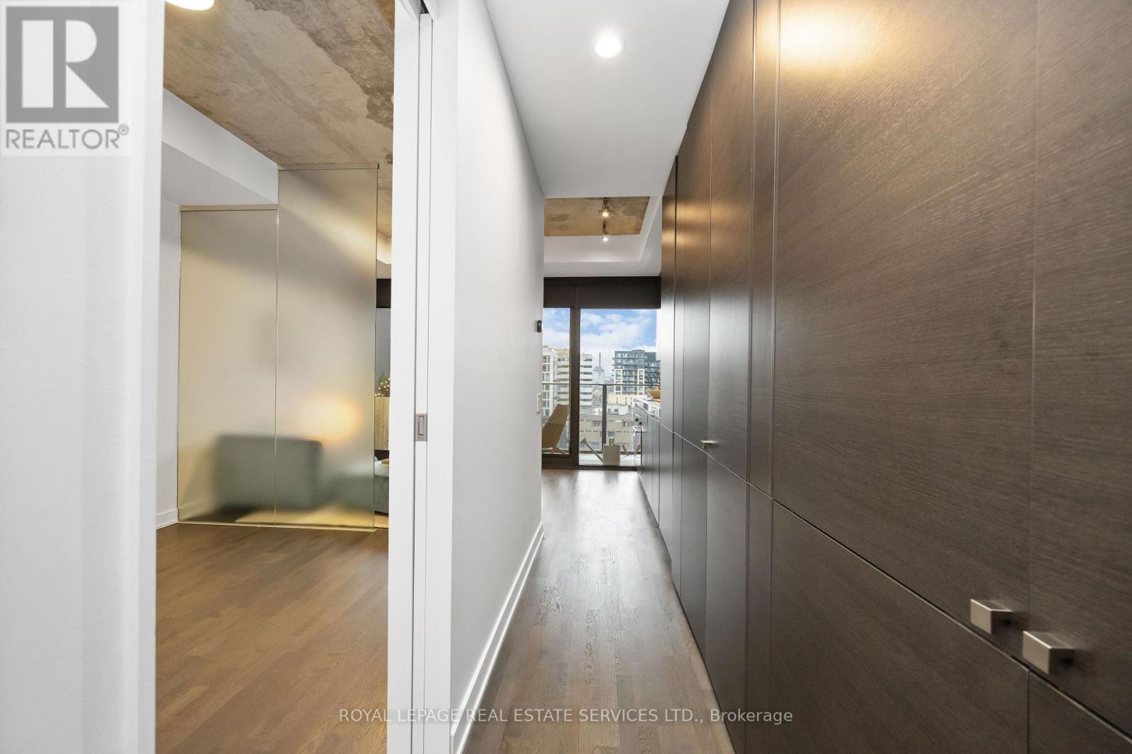 1128 - 629 King Street W, Toronto, ON - Indoor Photo Showing Other Room