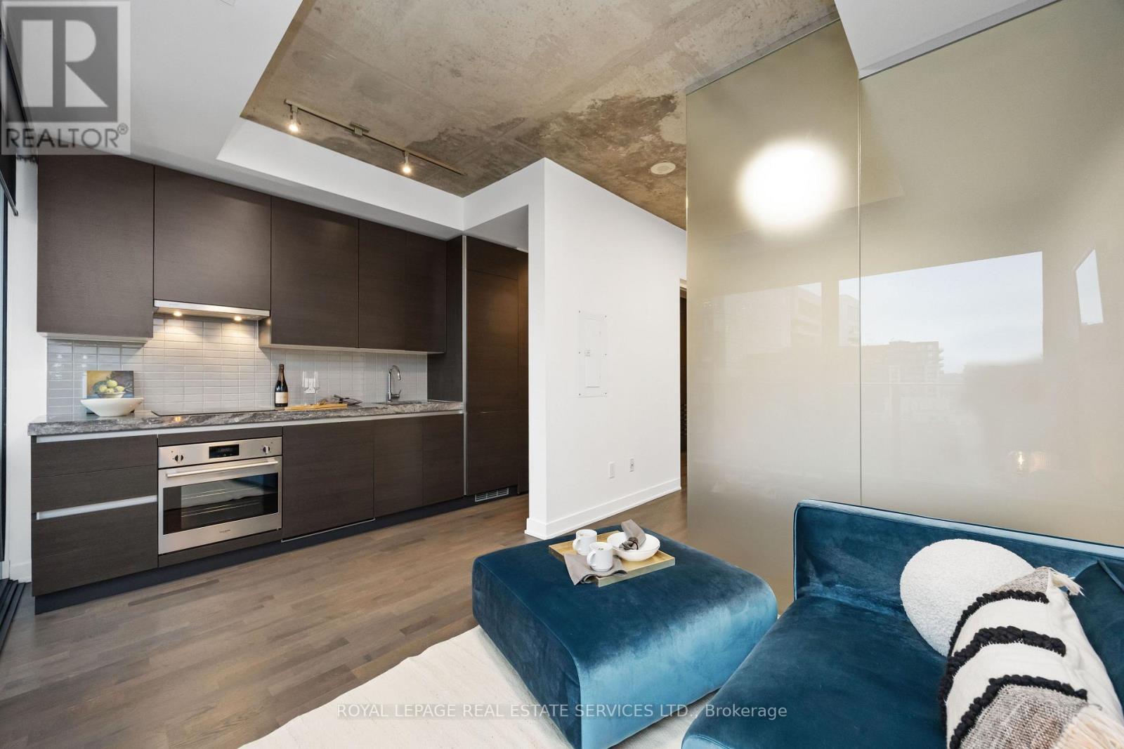 1128 - 629 King Street W, Toronto, ON - Indoor