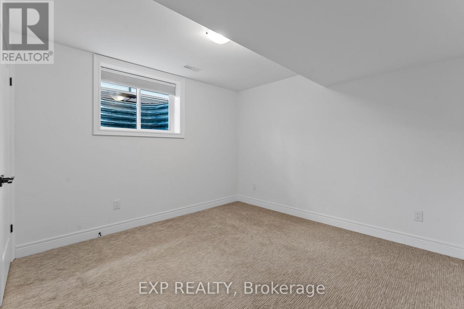 4242 Village Creek Drive, Fort Erie (Stevensville), ON - Indoor Photo Showing Other Room