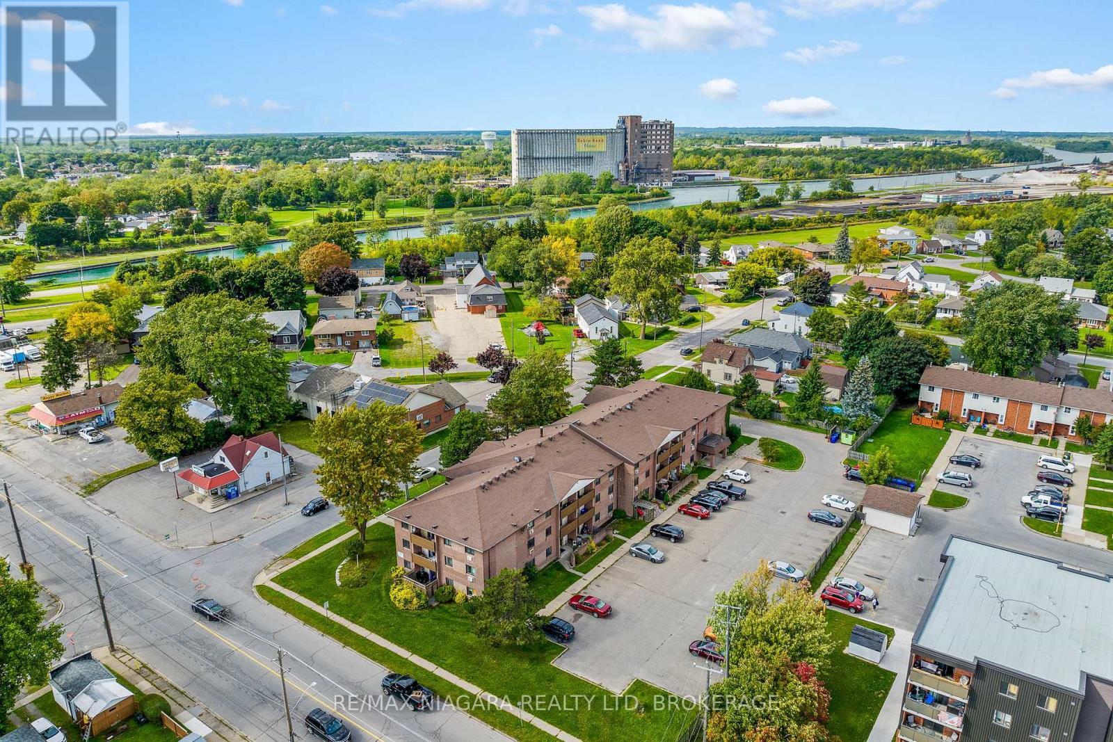 323 - 72 Main Street E, Port Colborne (Bethel), ON - Outdoor With View