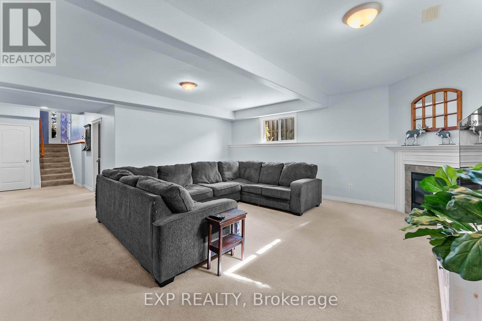 8 Lindan Street, West Lincoln (Smithville), ON - Indoor With Fireplace