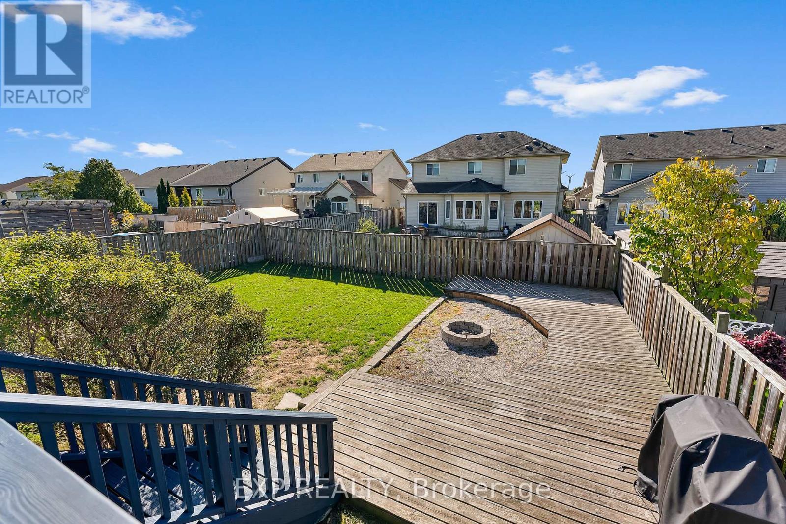 8 Lindan Street, West Lincoln (Smithville), ON - Outdoor