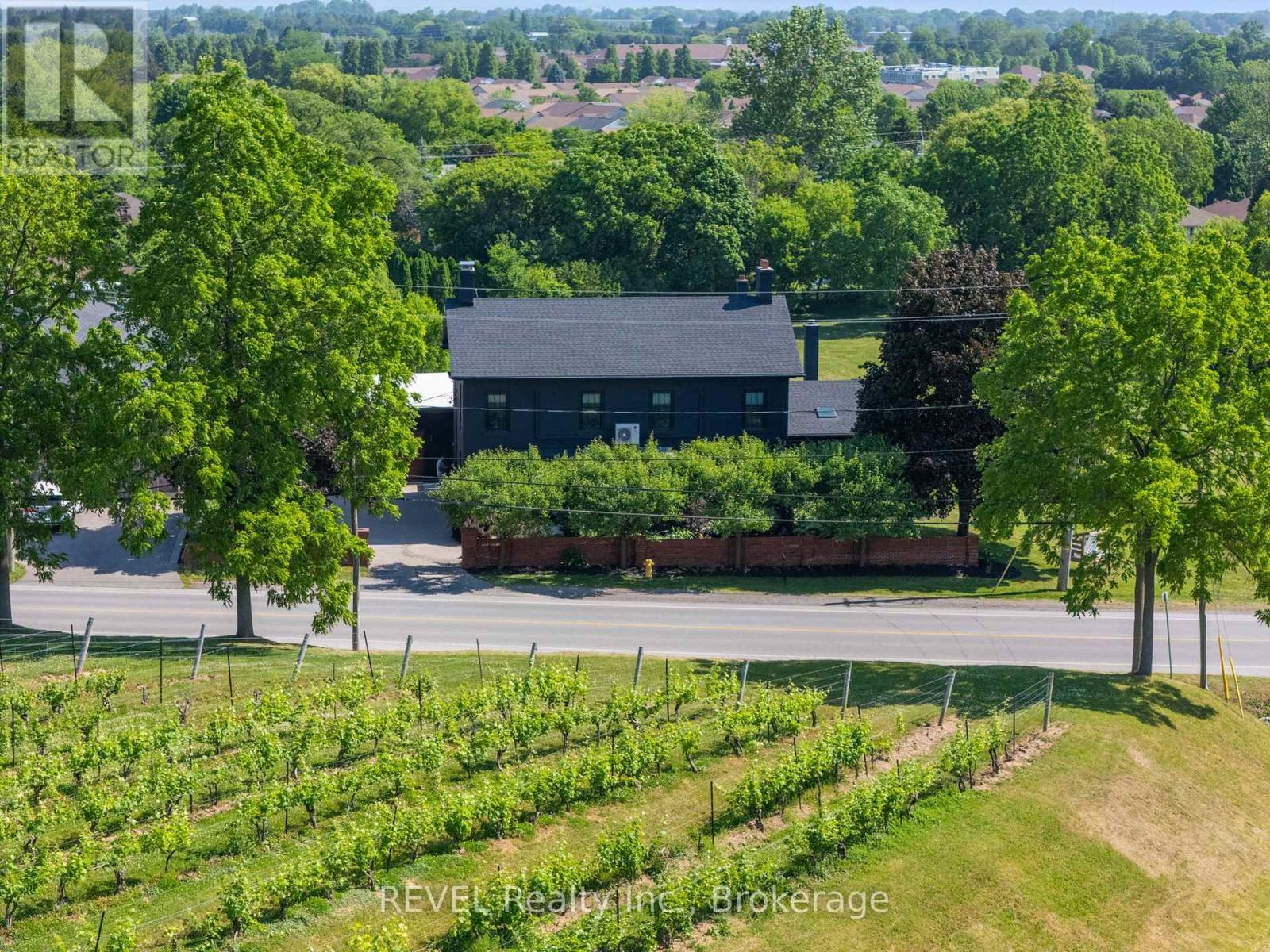3543 King Street, Lincoln (Escarpment), ON - Outdoor With View