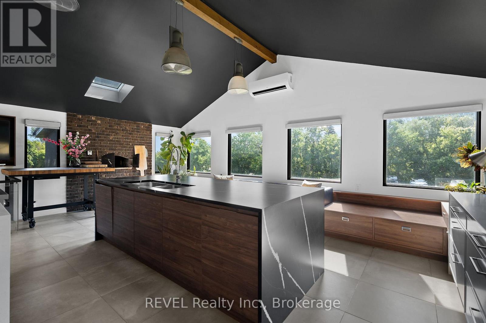 3543 King Street, Lincoln (Escarpment), ON -