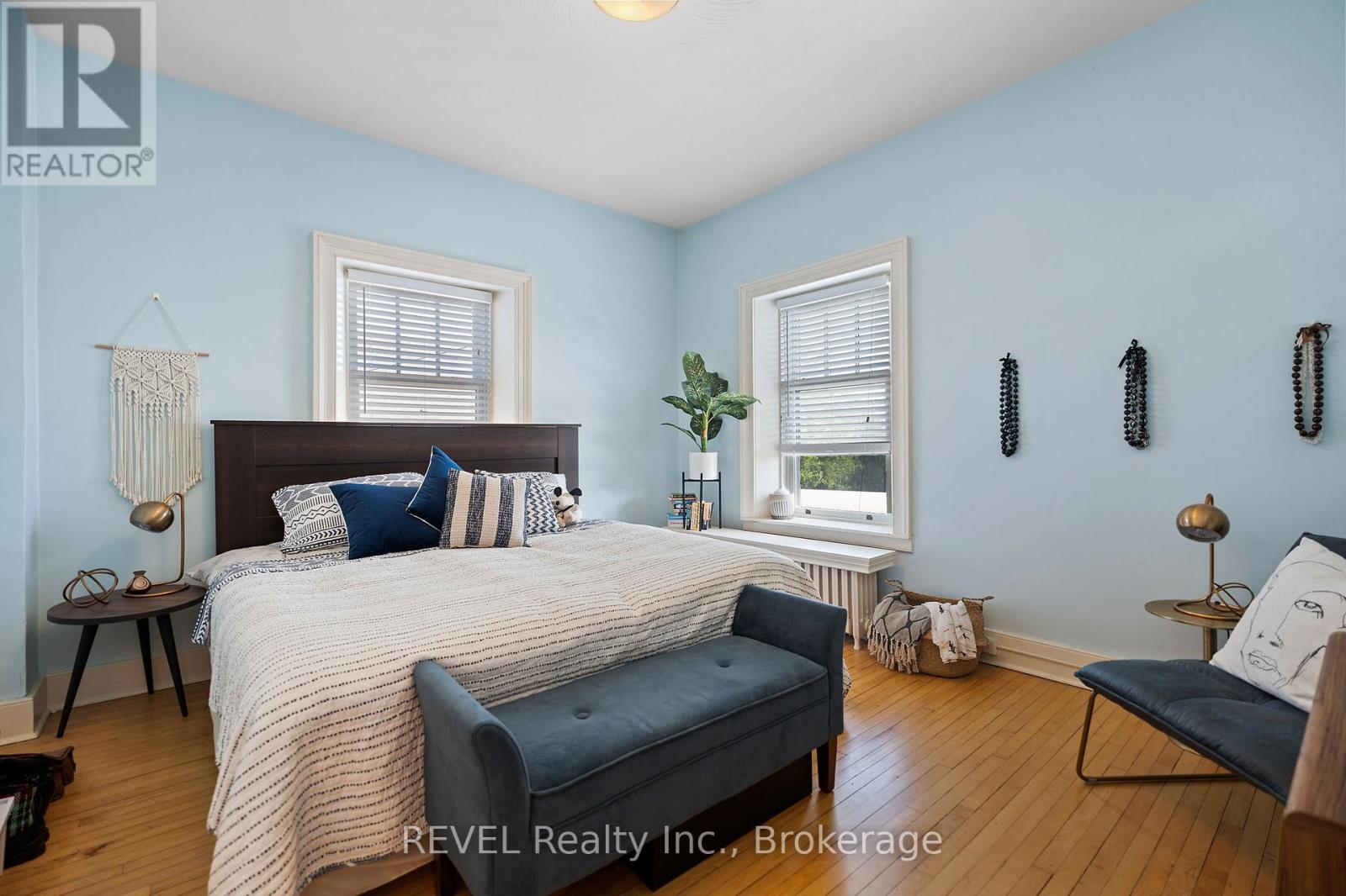 3543 King Street, Lincoln (Escarpment), ON - Indoor Photo Showing Bedroom