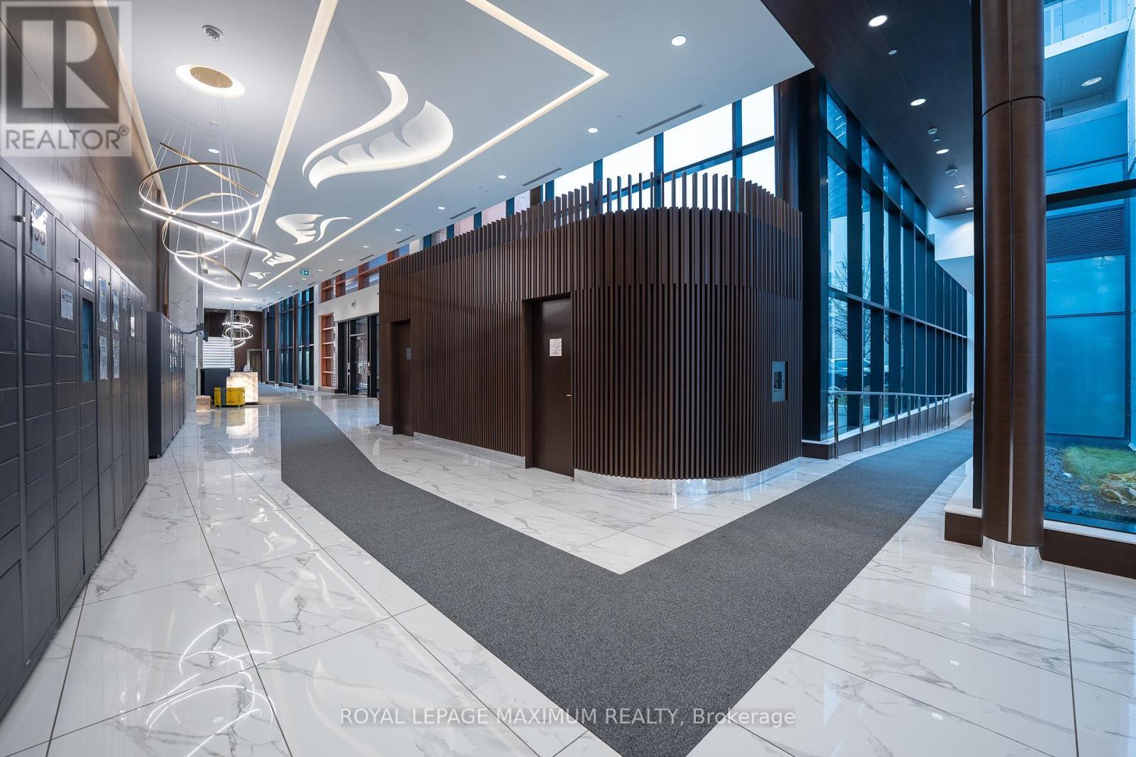 502 - 95 Mcmahon Drive, Toronto, ON - Indoor Photo Showing Other Room