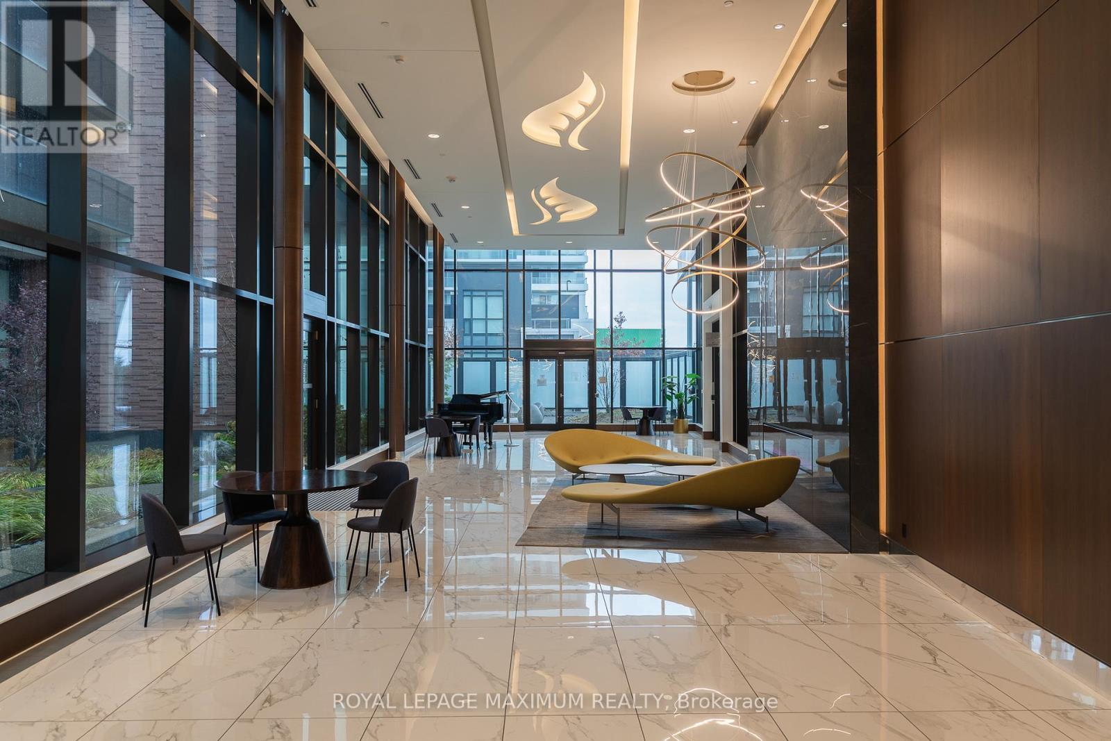 502 - 95 Mcmahon Drive, Toronto, ON - Indoor Photo Showing Other Room