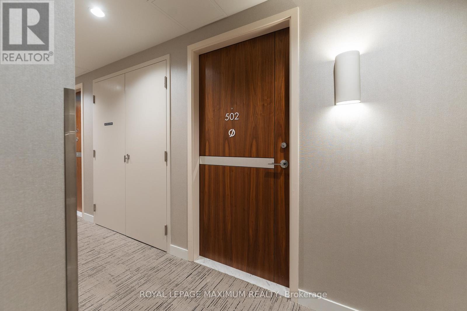 502 - 95 Mcmahon Drive, Toronto, ON - Indoor Photo Showing Other Room