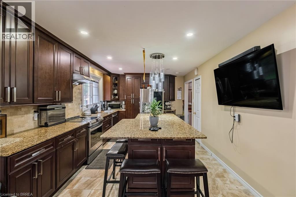 2104 Governors Road, Hamilton, ON - Indoor