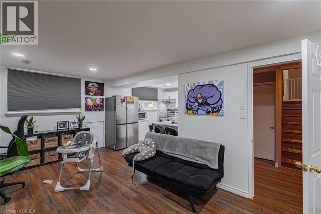 2104 Governors Road, Hamilton, ON - Indoor