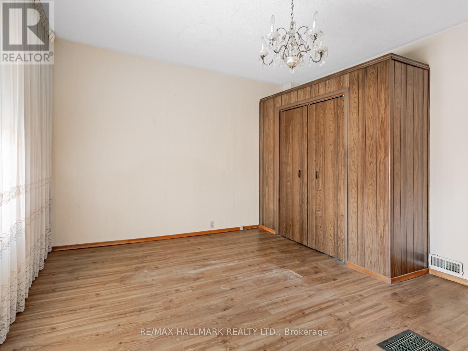 85 Lindsey Avenue, Toronto, ON - Indoor Photo Showing Other Room