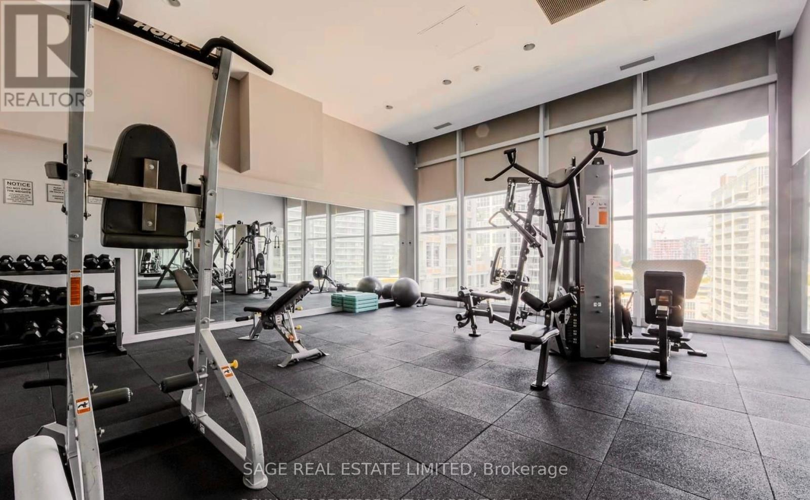 516 - 628 Fleet Street, Toronto, ON - Indoor Photo Showing Gym Room