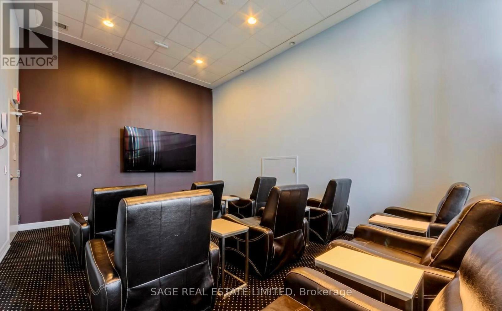 516 - 628 Fleet Street, Toronto, ON - Indoor Photo Showing Other Room