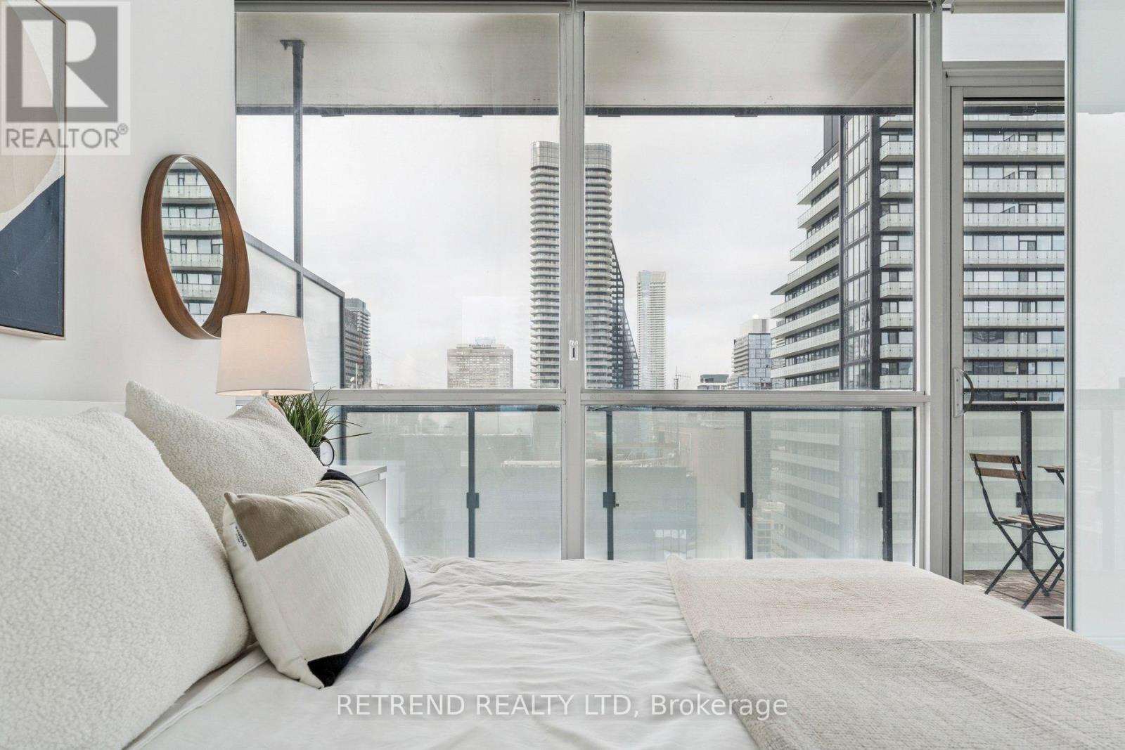 3006 - 15 Grenville Street, Toronto, ON - Outdoor