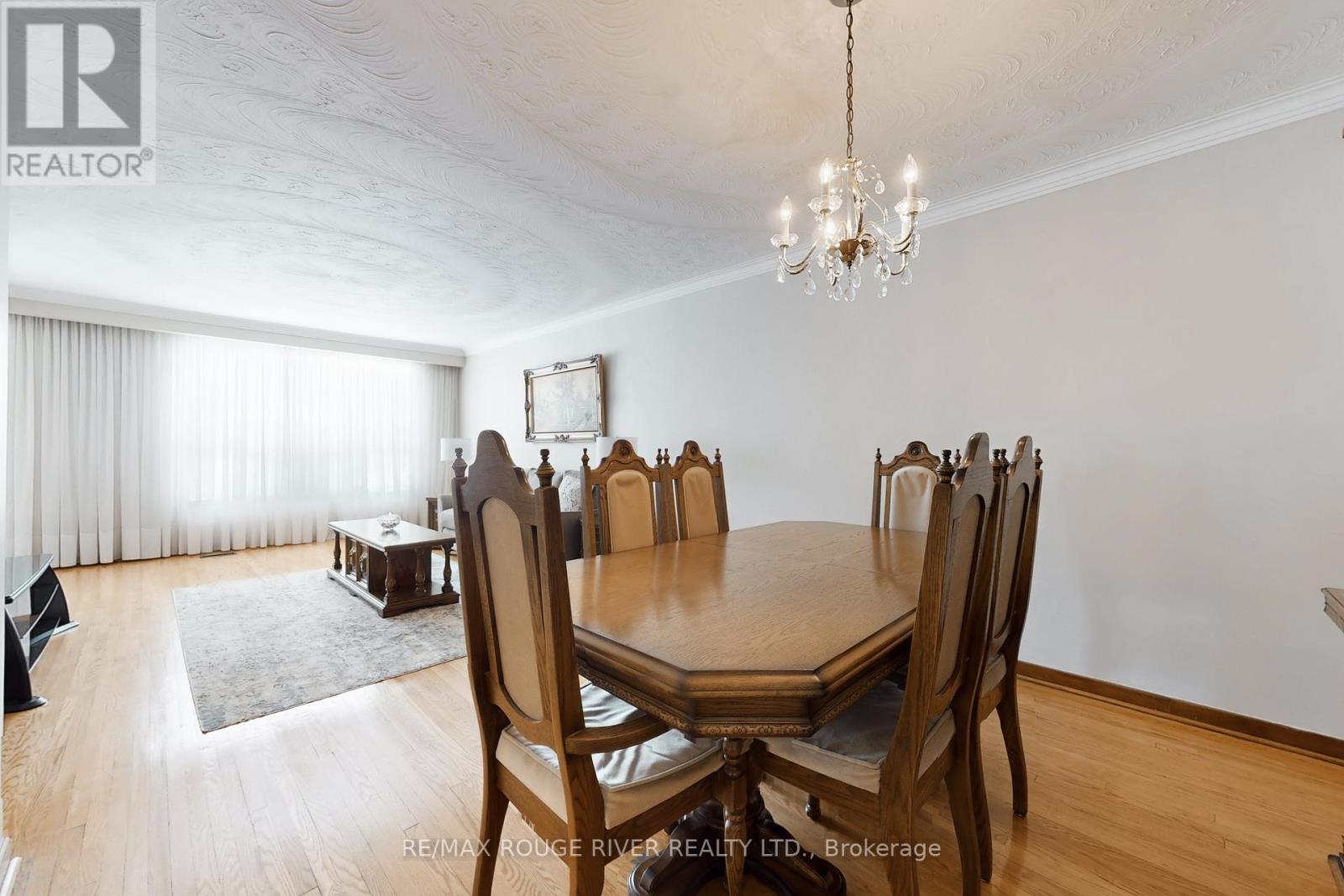 224 Fairglen Avenue, Toronto, ON - Indoor Photo Showing Dining Room