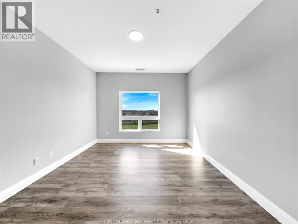 4785 Walker Road Unit# 604, Windsor, ON - Indoor Photo Showing Other Room