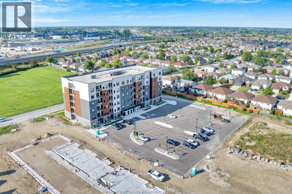 4785 Walker Road Unit# 604, Windsor, ON - Outdoor With View