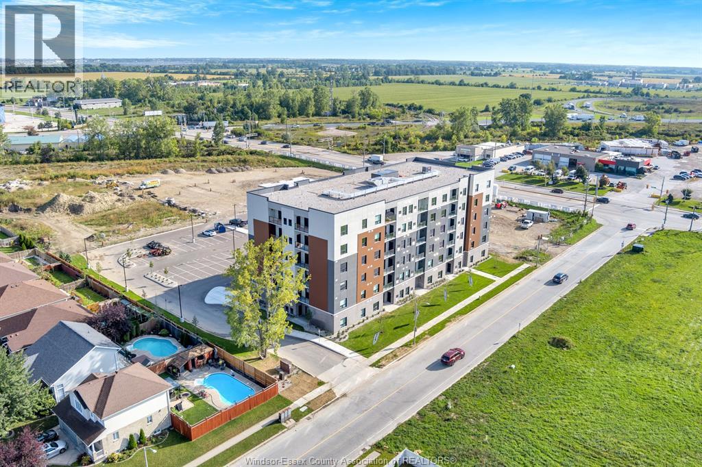 4785 Walker Road Unit# 604, Windsor, ON - Outdoor With View
