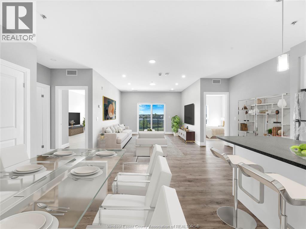 4785 Walker Road Unit# 604, Windsor, ON - Indoor Photo Showing Dining Room