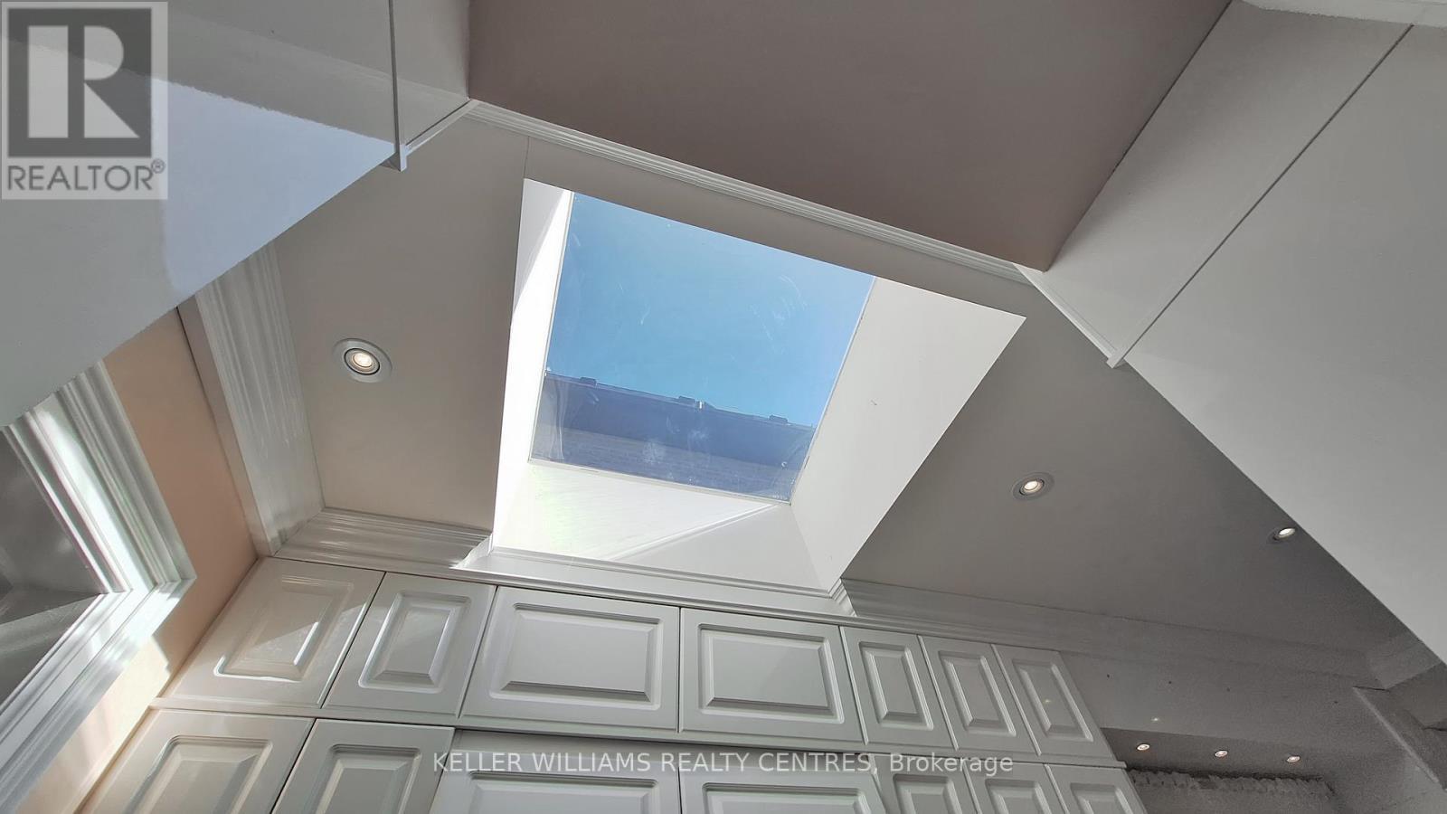 33 Maple Grove Avenue, Richmond Hill, ON - Indoor Photo Showing Other Room