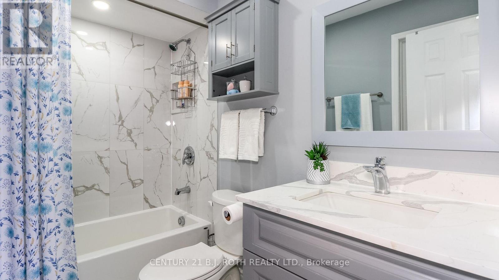 3 Coleman Drive, Barrie, ON - Indoor Photo Showing Bathroom