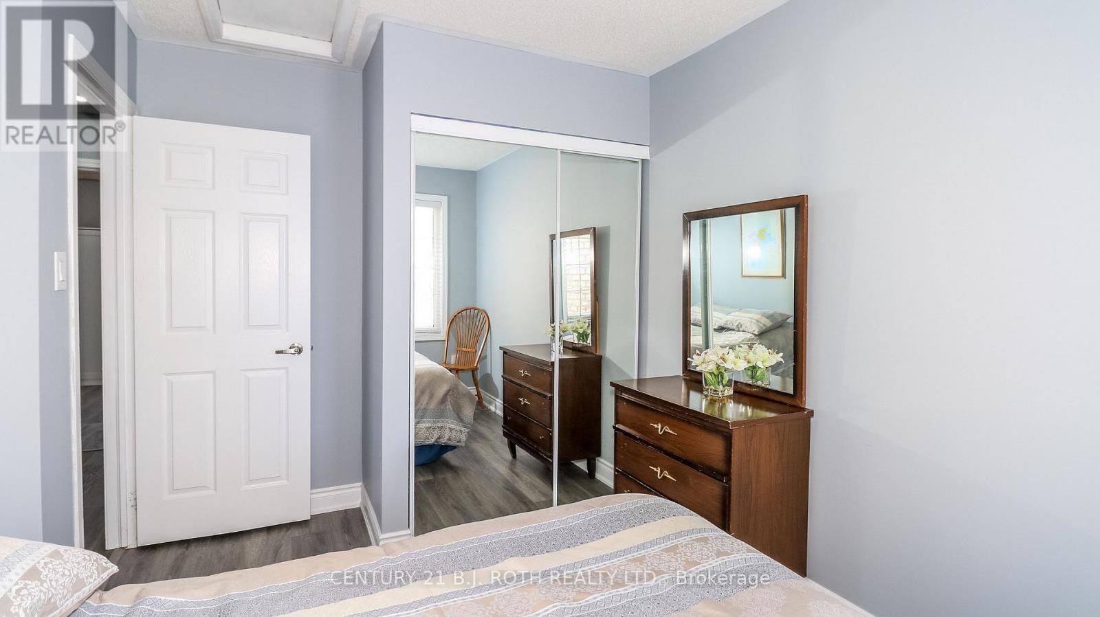 3 Coleman Drive, Barrie, ON - Indoor Photo Showing Bedroom