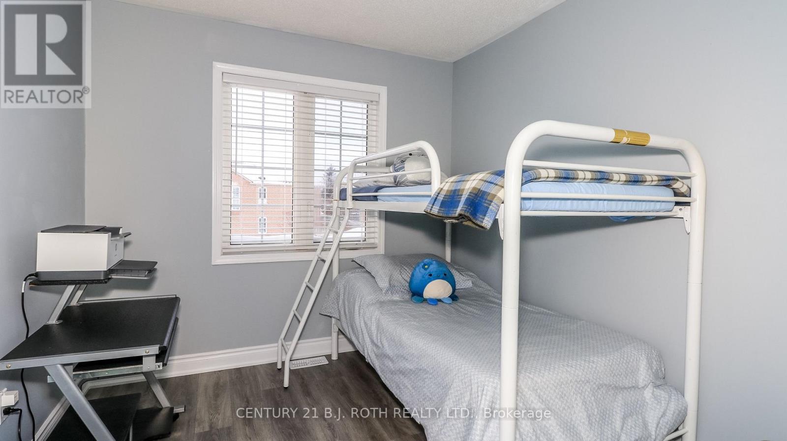 3 Coleman Drive, Barrie, ON - Indoor Photo Showing Bedroom