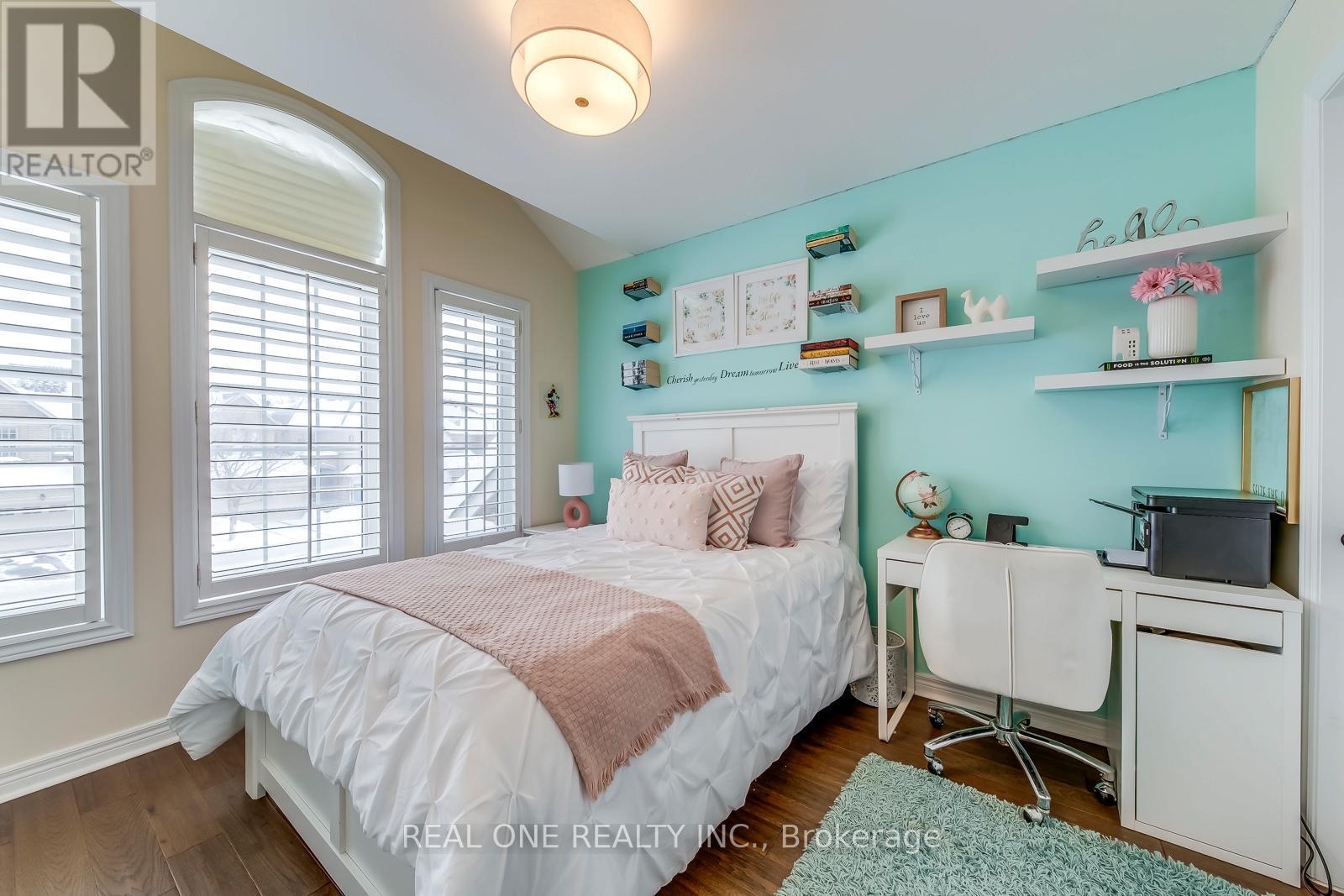 1247 Agram Drive, Oakville, ON - Indoor Photo Showing Bedroom