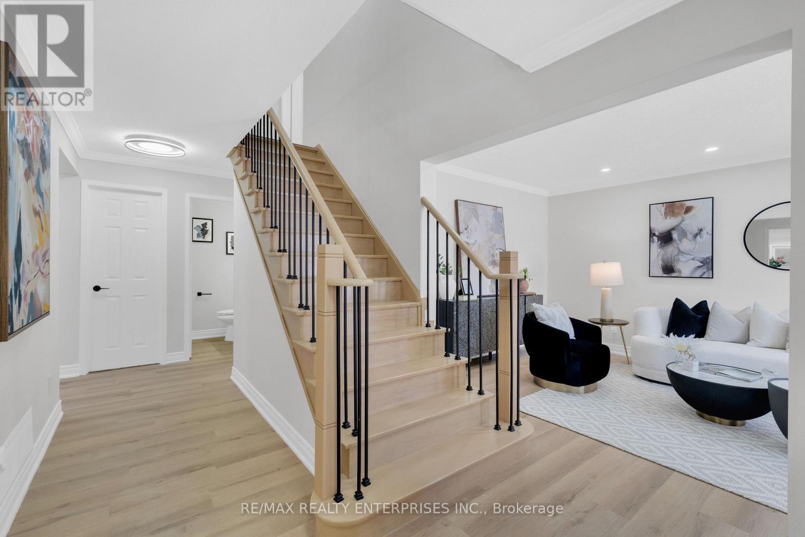 25 Porteous Circle, Brampton, ON - Indoor Photo Showing Other Room