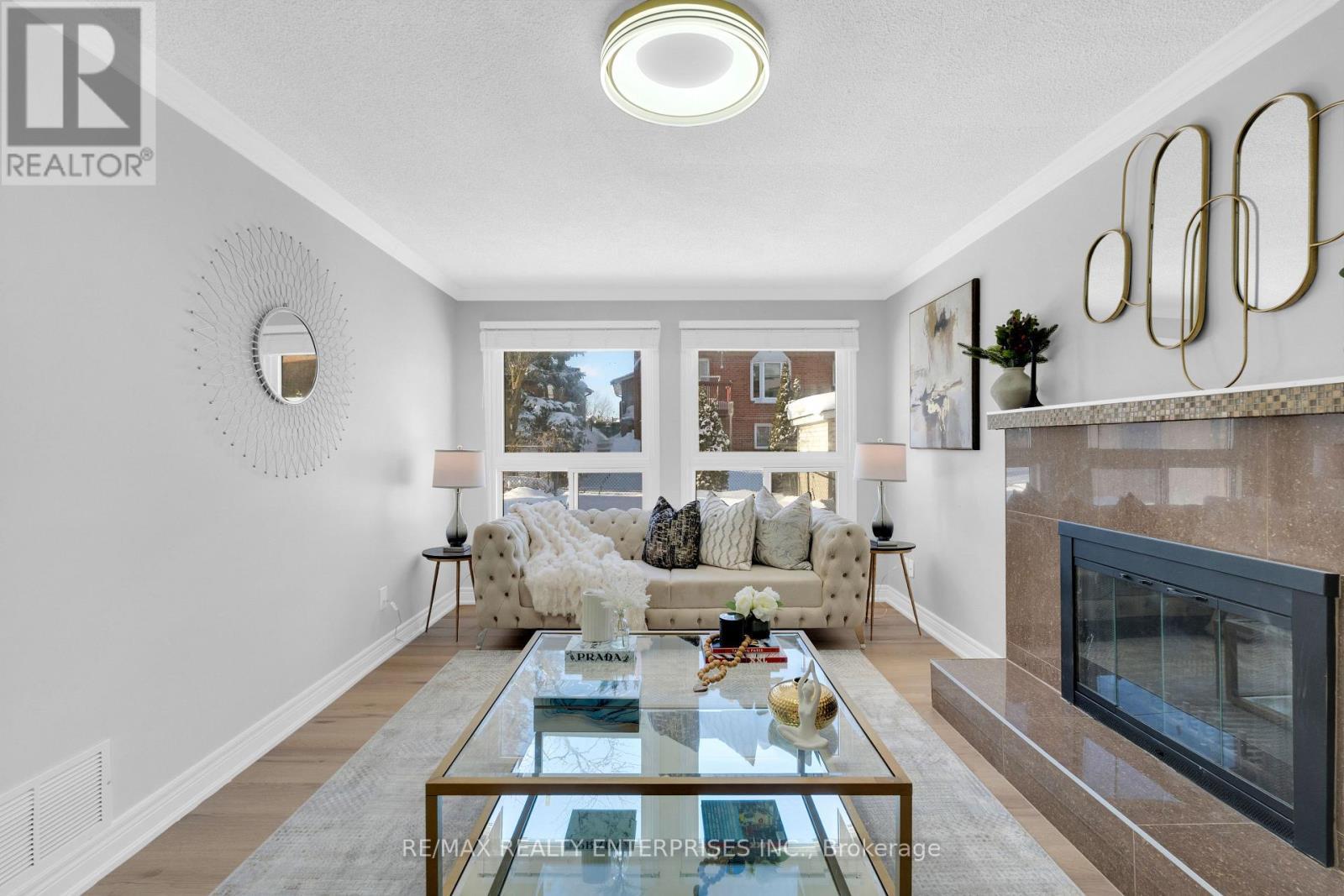 25 Porteous Circle, Brampton, ON - Indoor Photo Showing Living Room With Fireplace