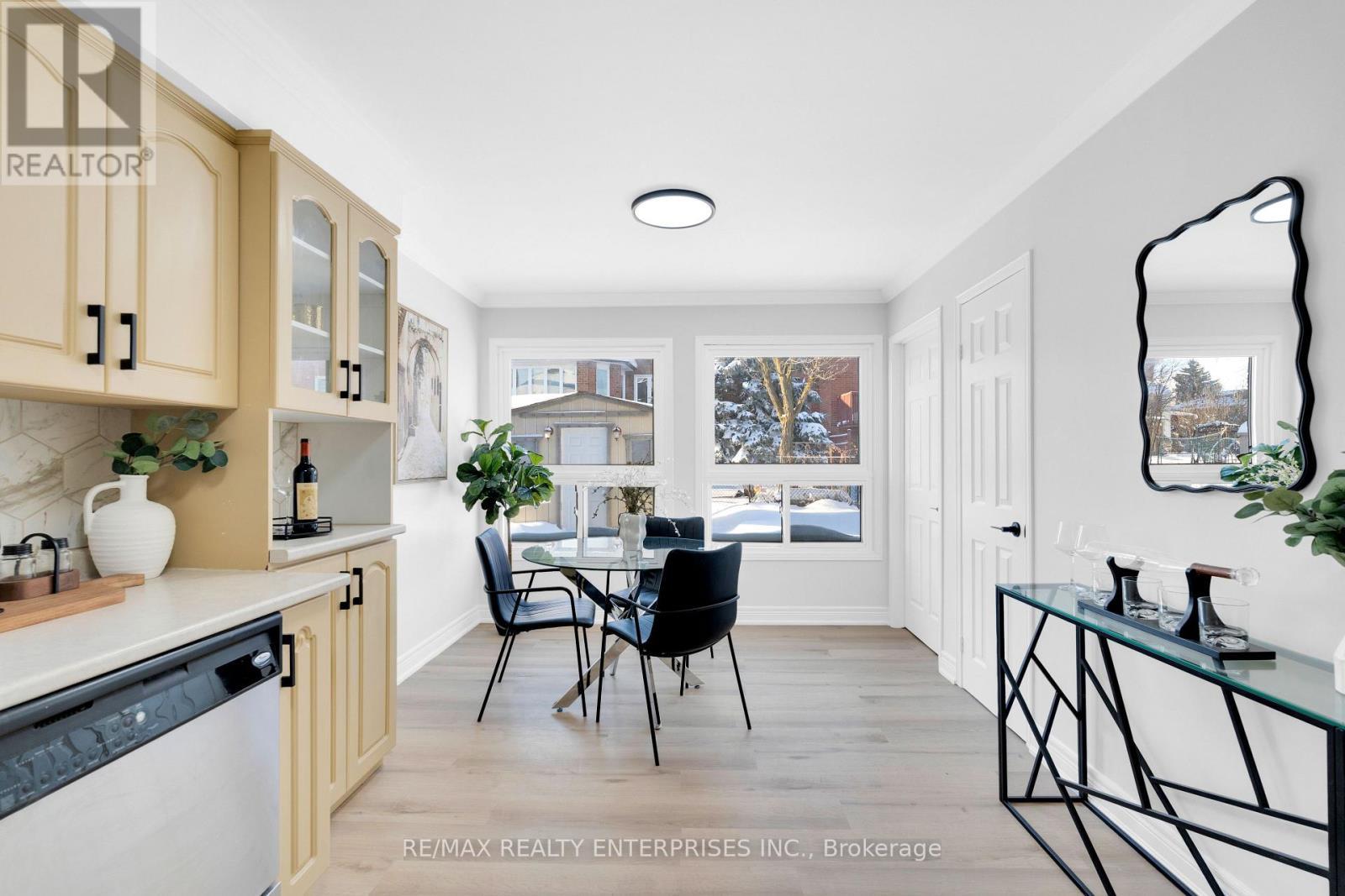 25 Porteous Circle, Brampton, ON - Indoor