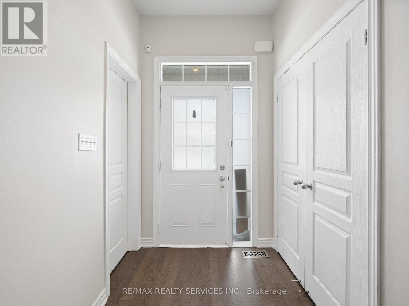 26 Yellow Sorrel Road, Brampton, ON - Indoor Photo Showing Other Room