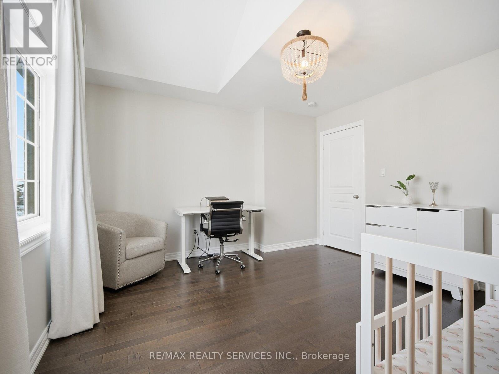 26 Yellow Sorrel Road, Brampton, ON - Indoor