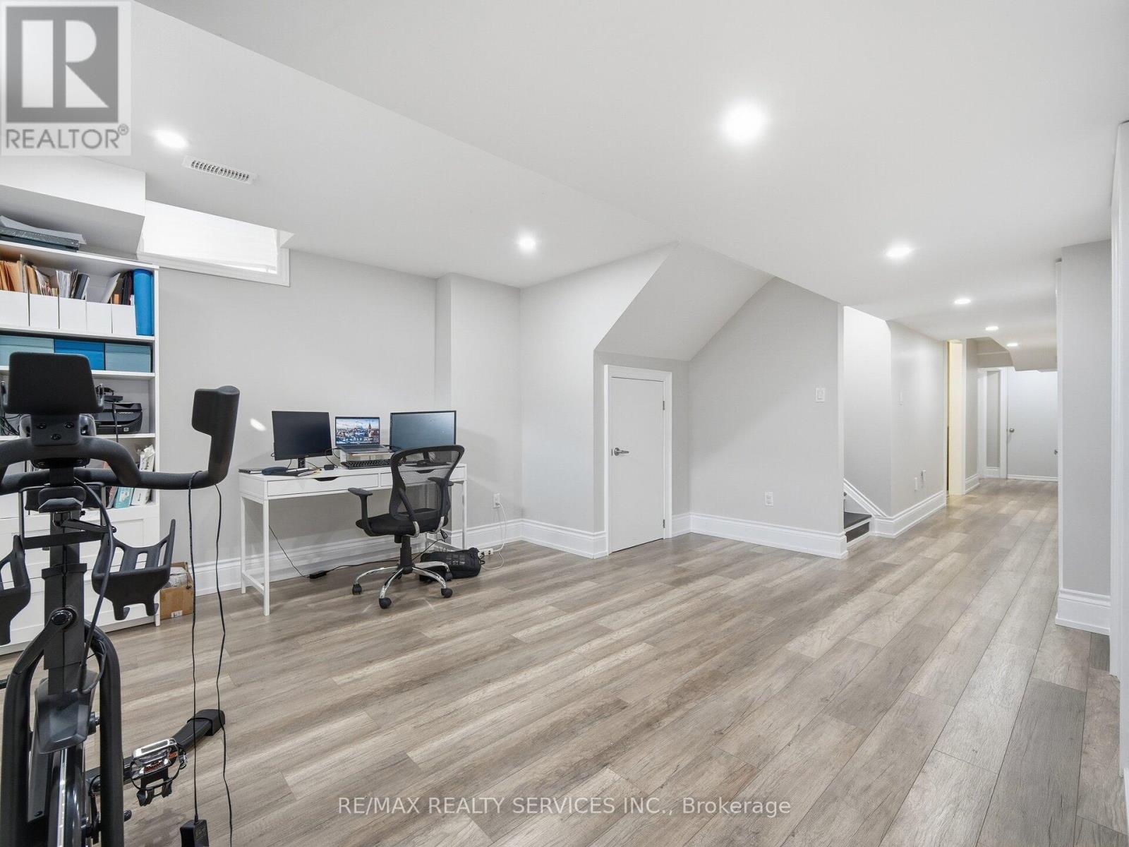 26 Yellow Sorrel Road, Brampton, ON - Indoor