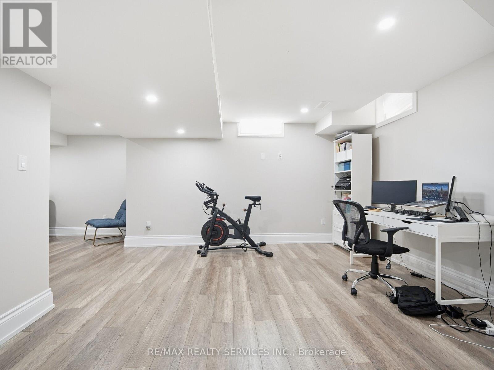 26 Yellow Sorrel Road, Brampton, ON - Indoor