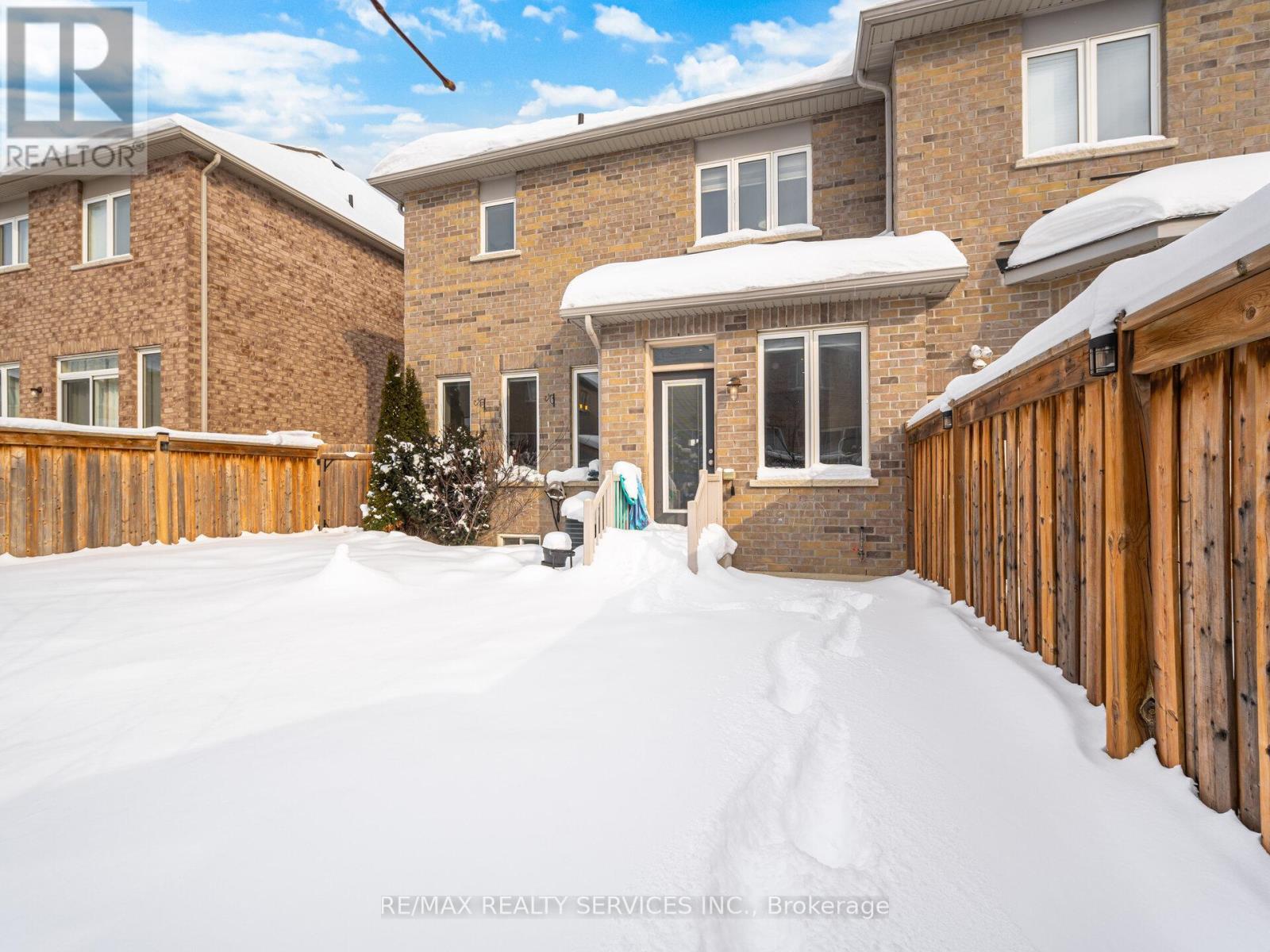26 Yellow Sorrel Road, Brampton, ON - Outdoor With Exterior