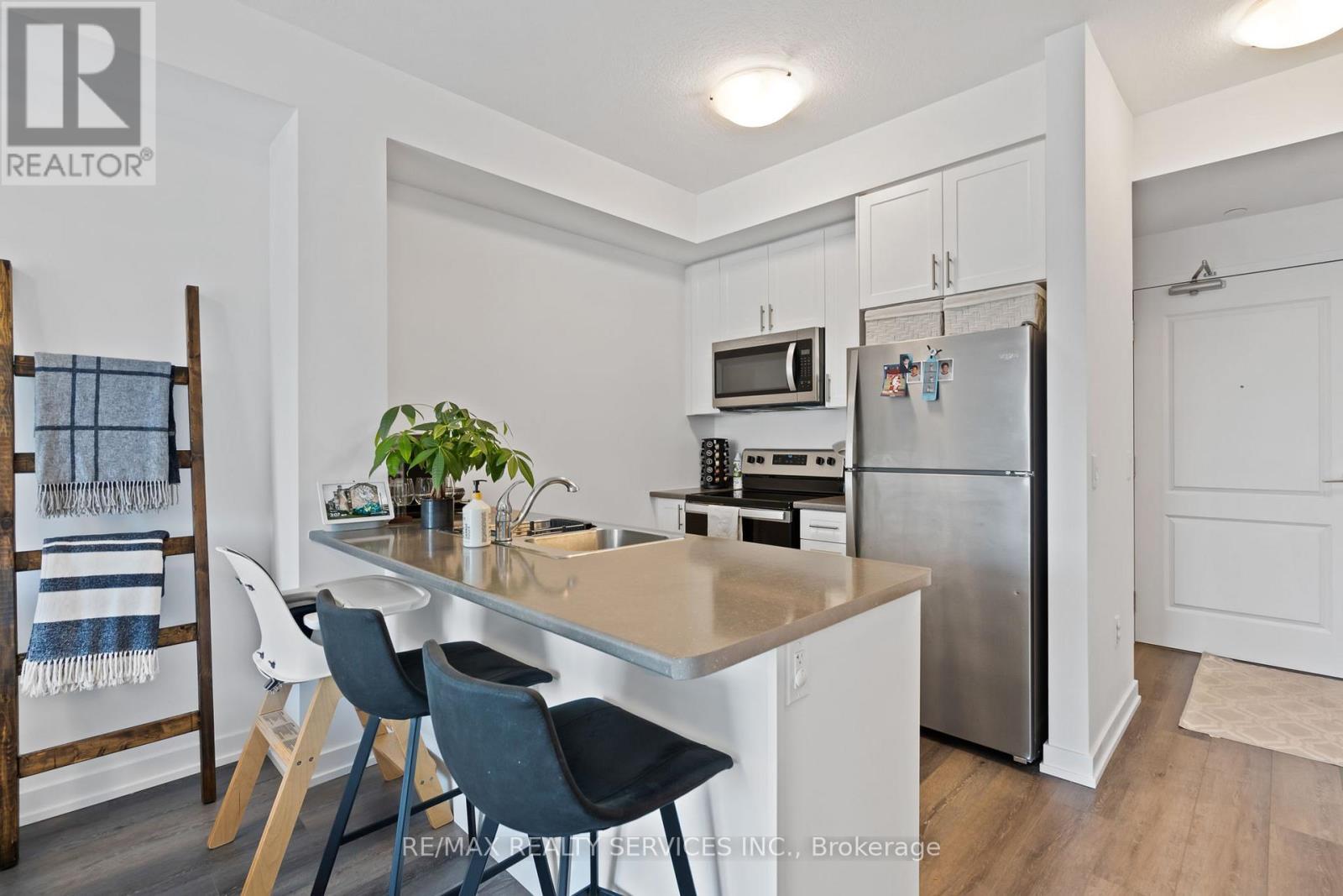 222 - 5055 Greenlane Road, Lincoln, ON - Indoor Photo Showing Other Room