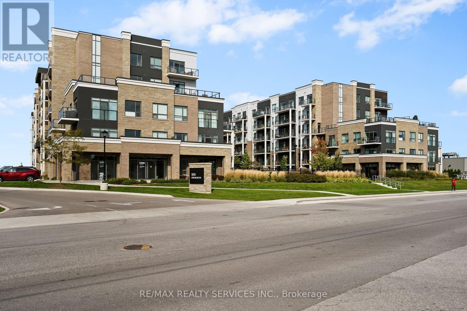 222 - 5055 Greenlane Road, Lincoln, ON - Outdoor With Balcony With Facade