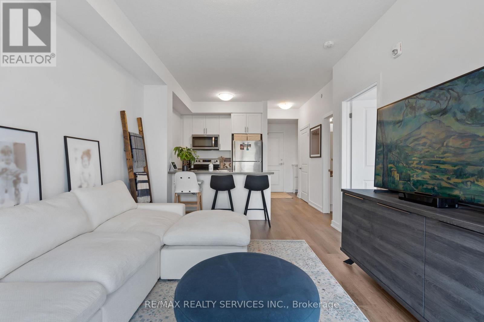 222 - 5055 Greenlane Road, Lincoln, ON - Indoor